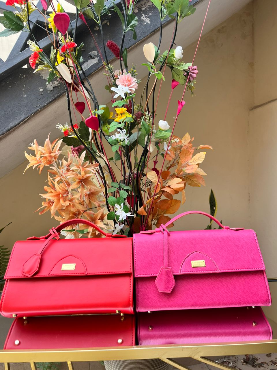 Mayana Rouge Detail